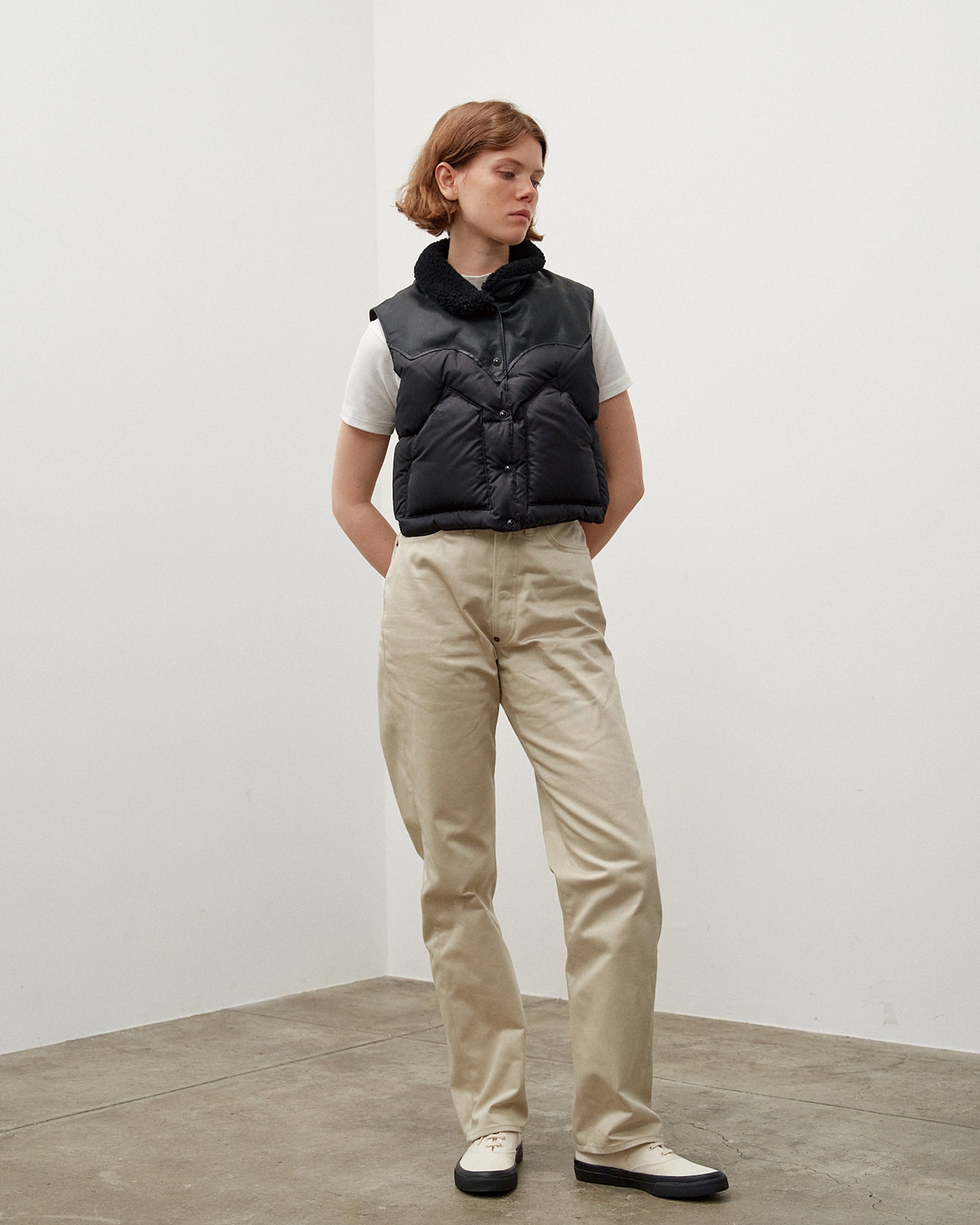 Annelle Vest