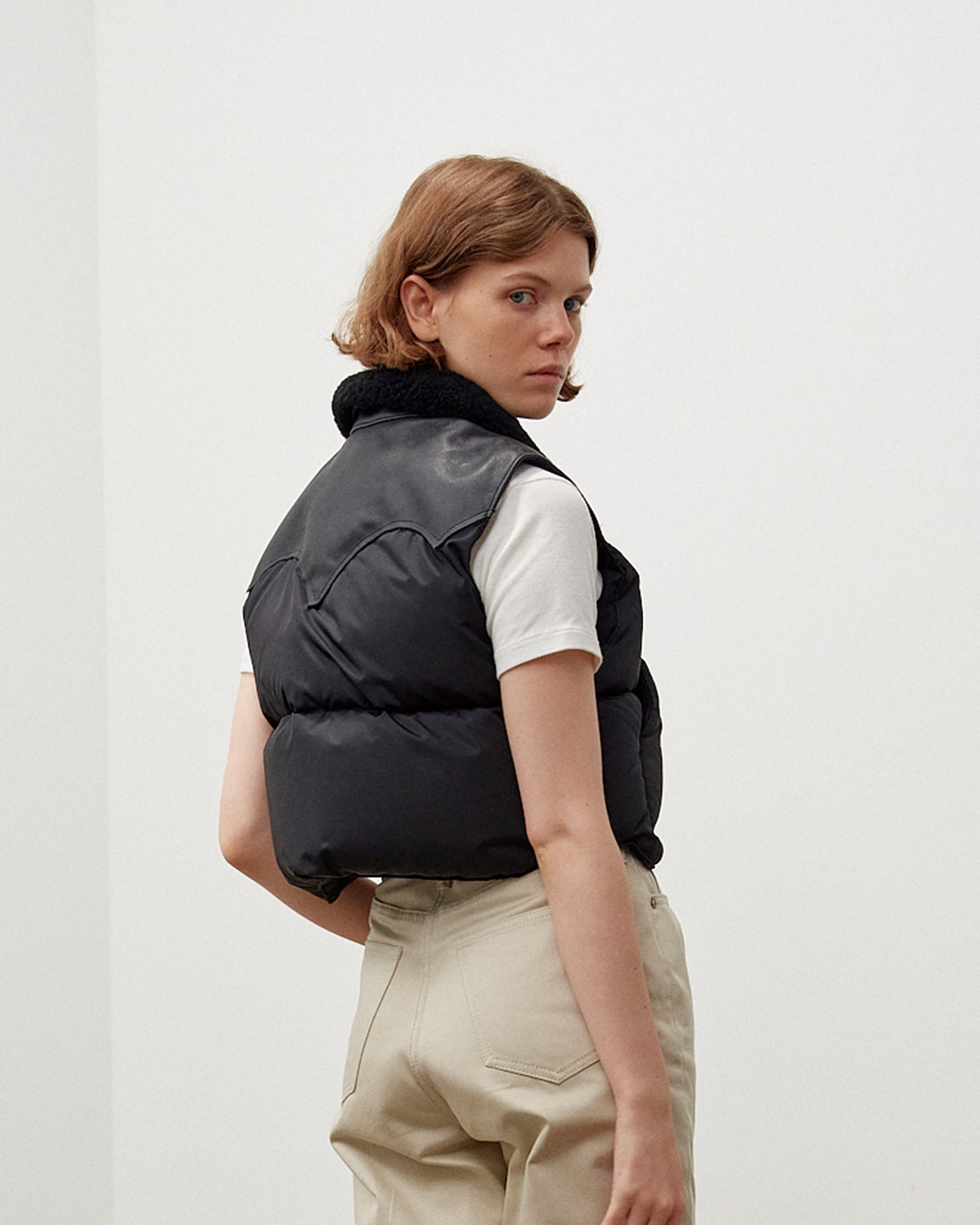 Annelle Vest
