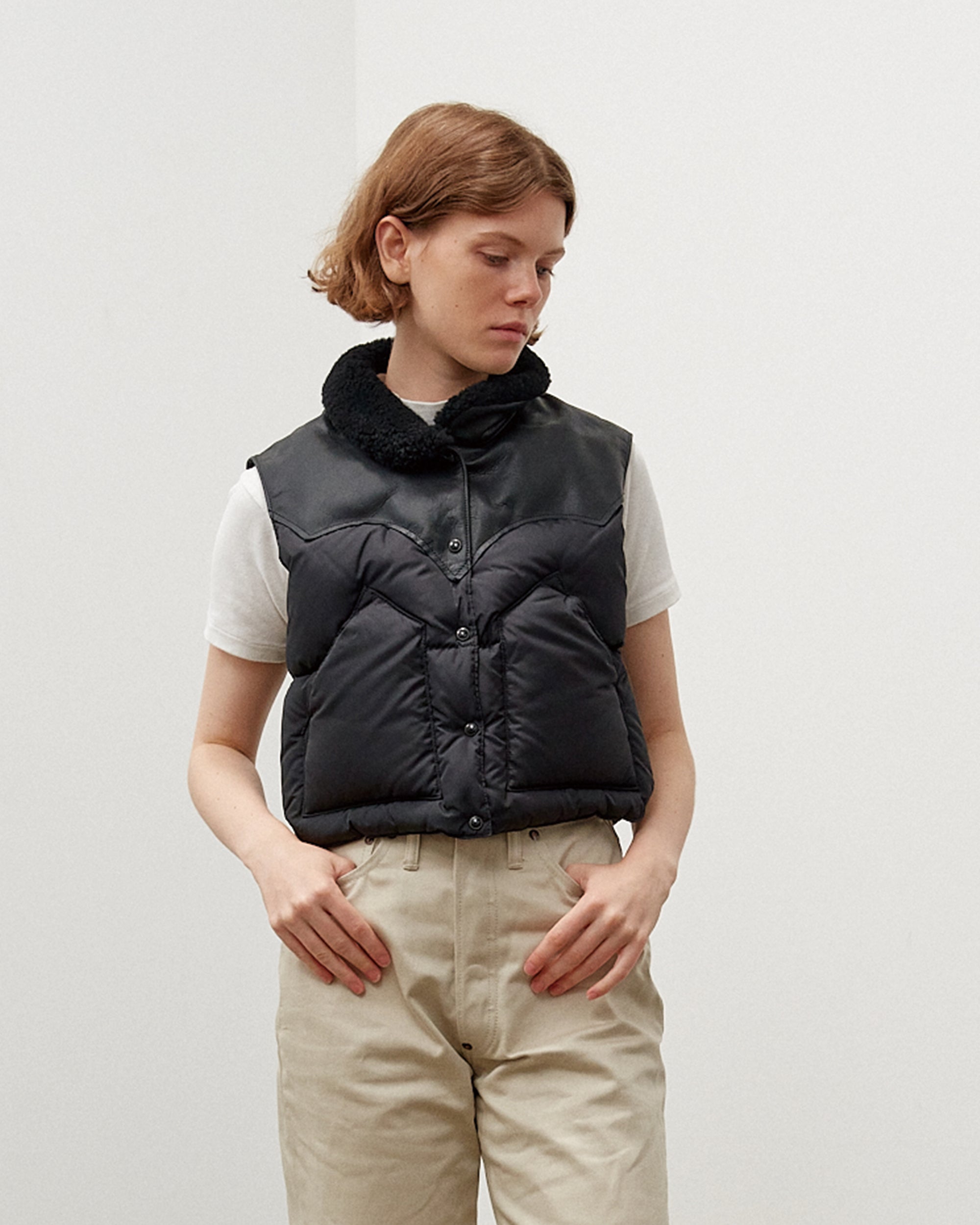 Annelle Vest