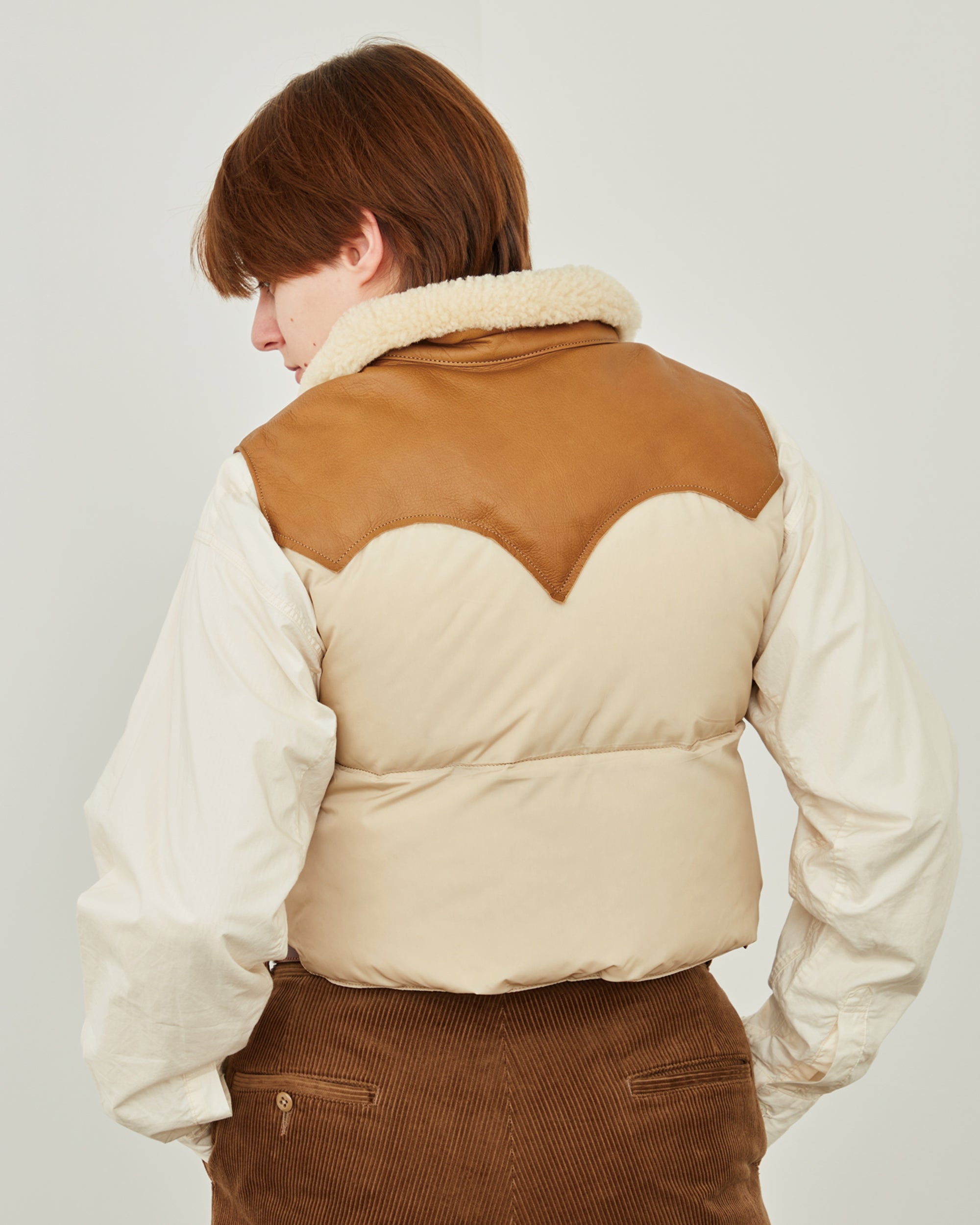 Annelle Vest