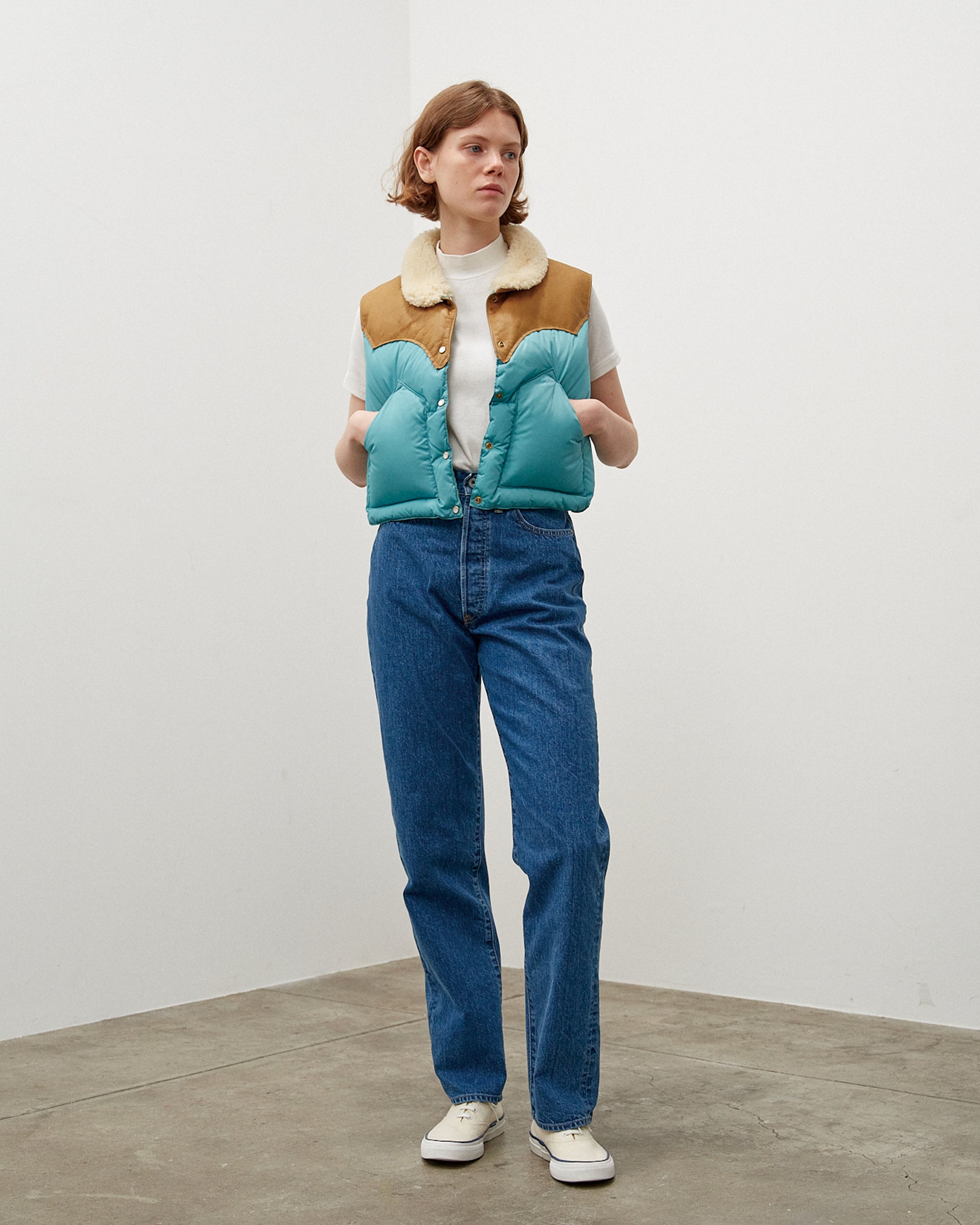 Annelle Vest