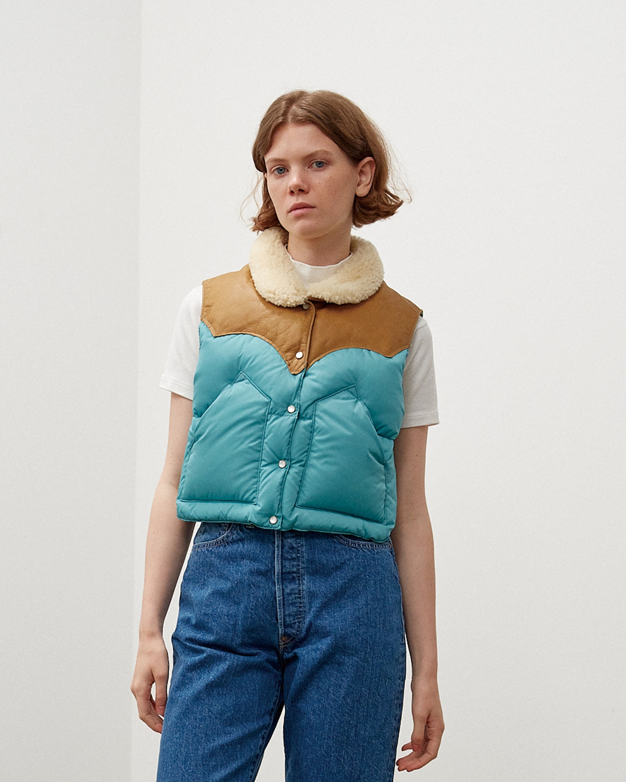 Annelle Vest