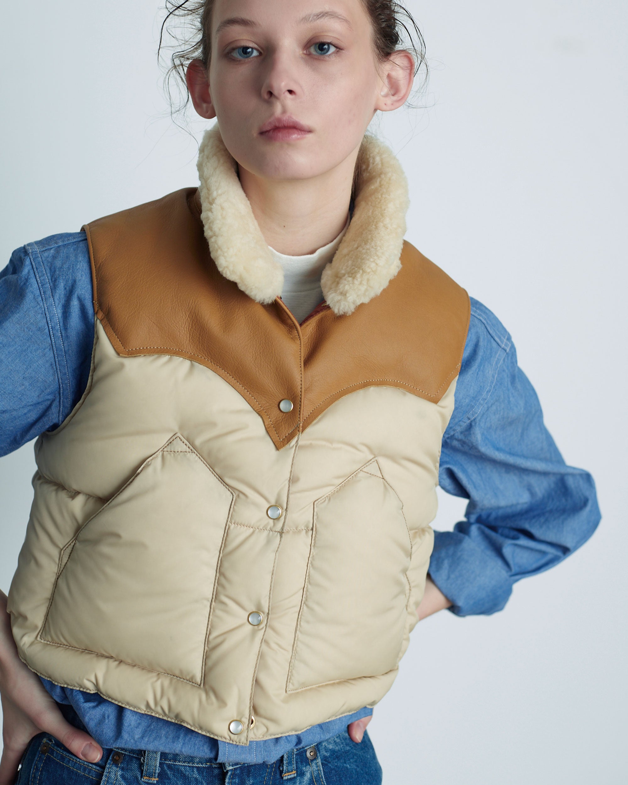 Annelle Vest