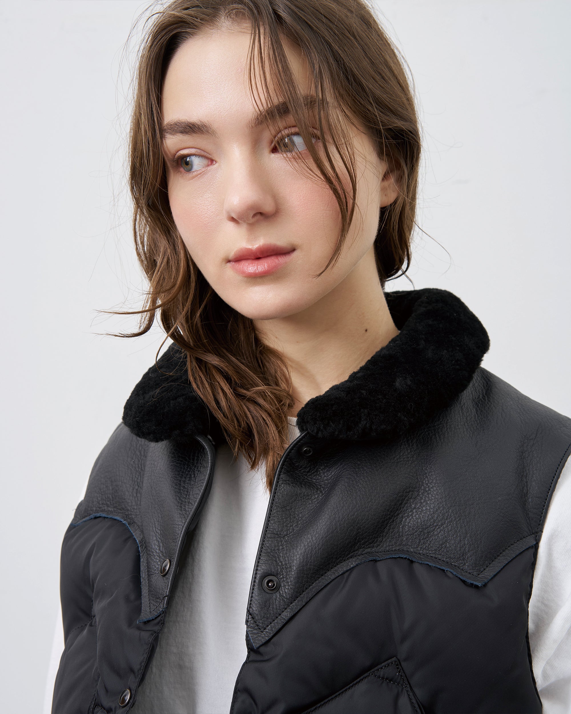 Annelle Vest