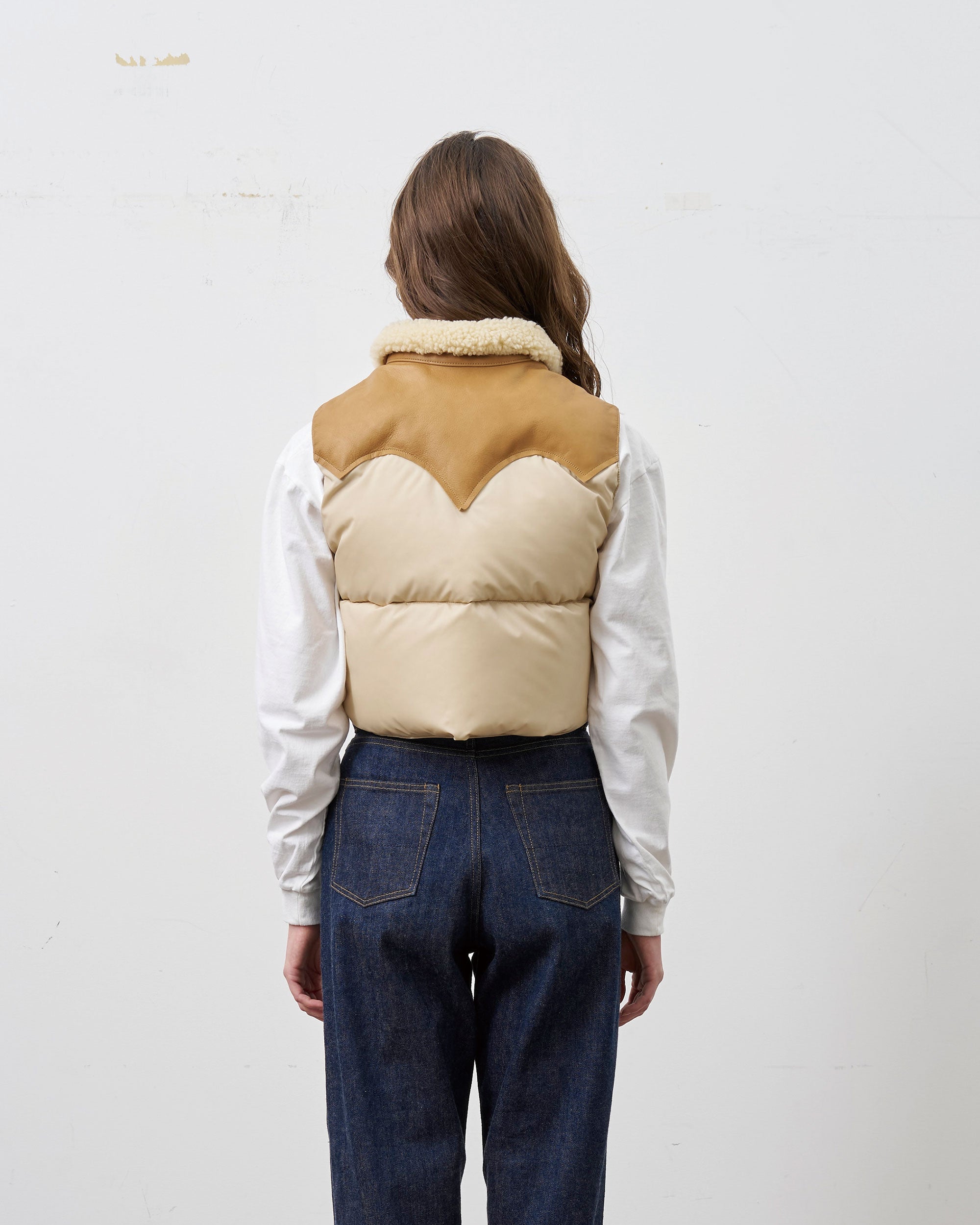 Annelle Vest