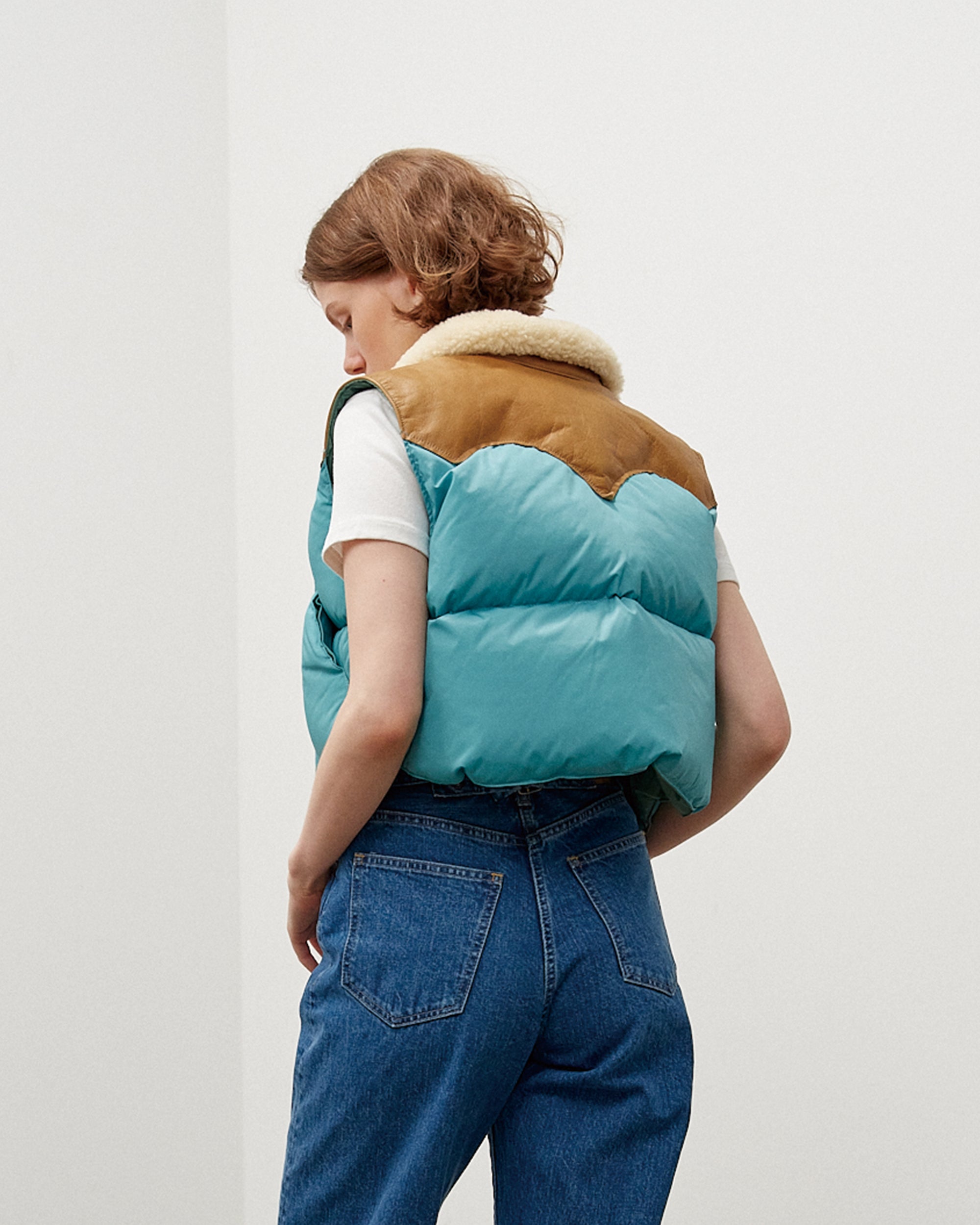 Annelle Vest
