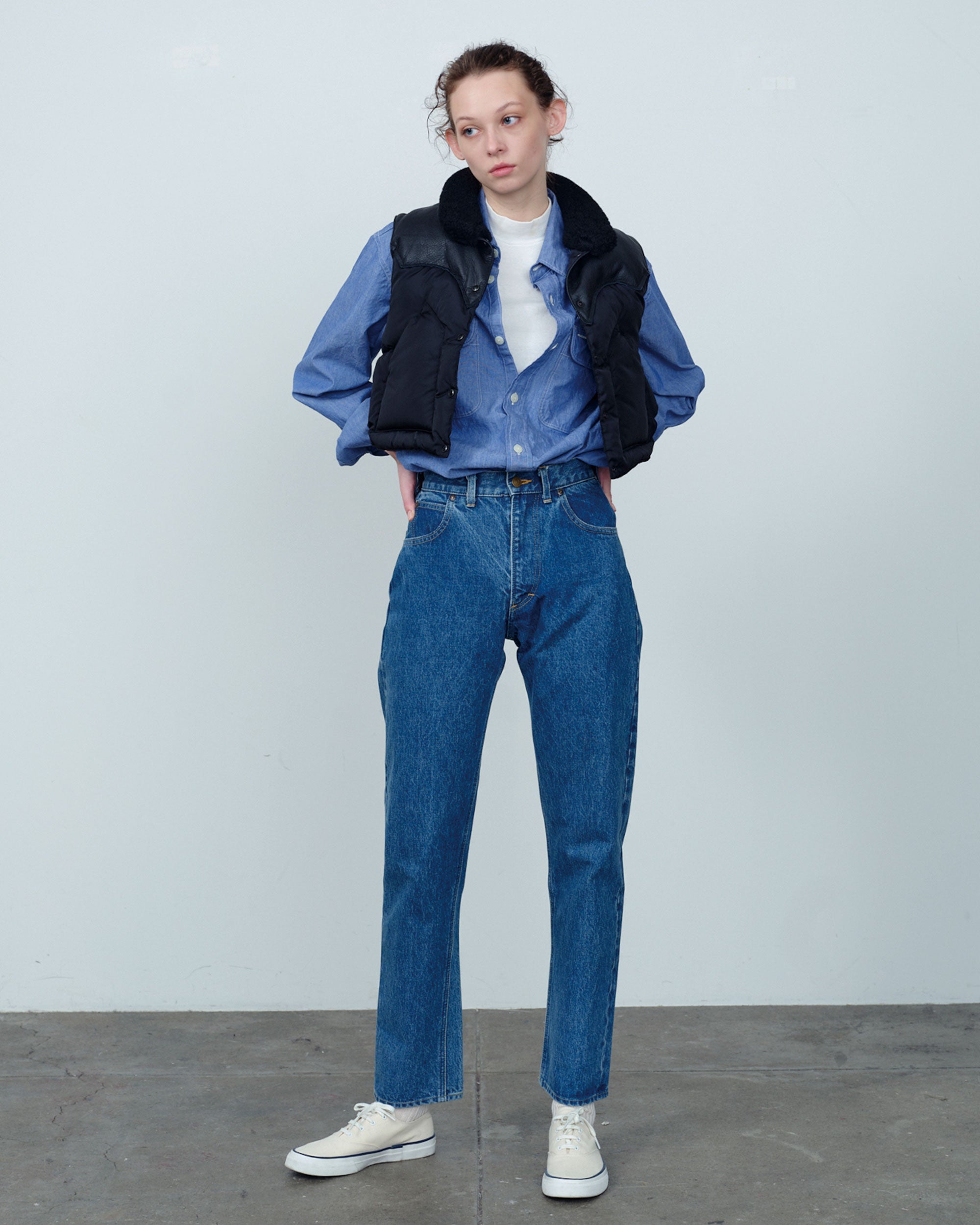 Annelle Vest