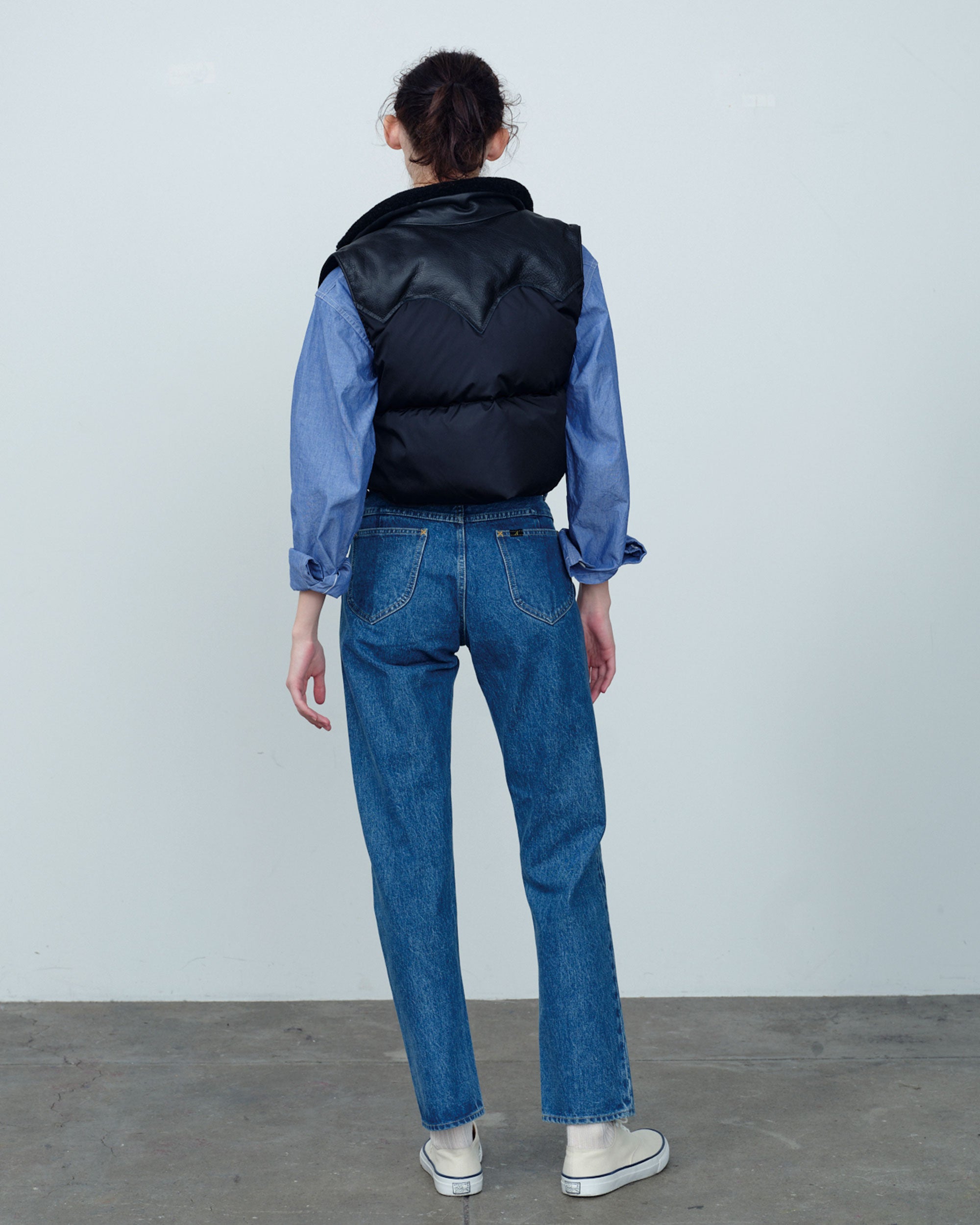 Annelle Vest