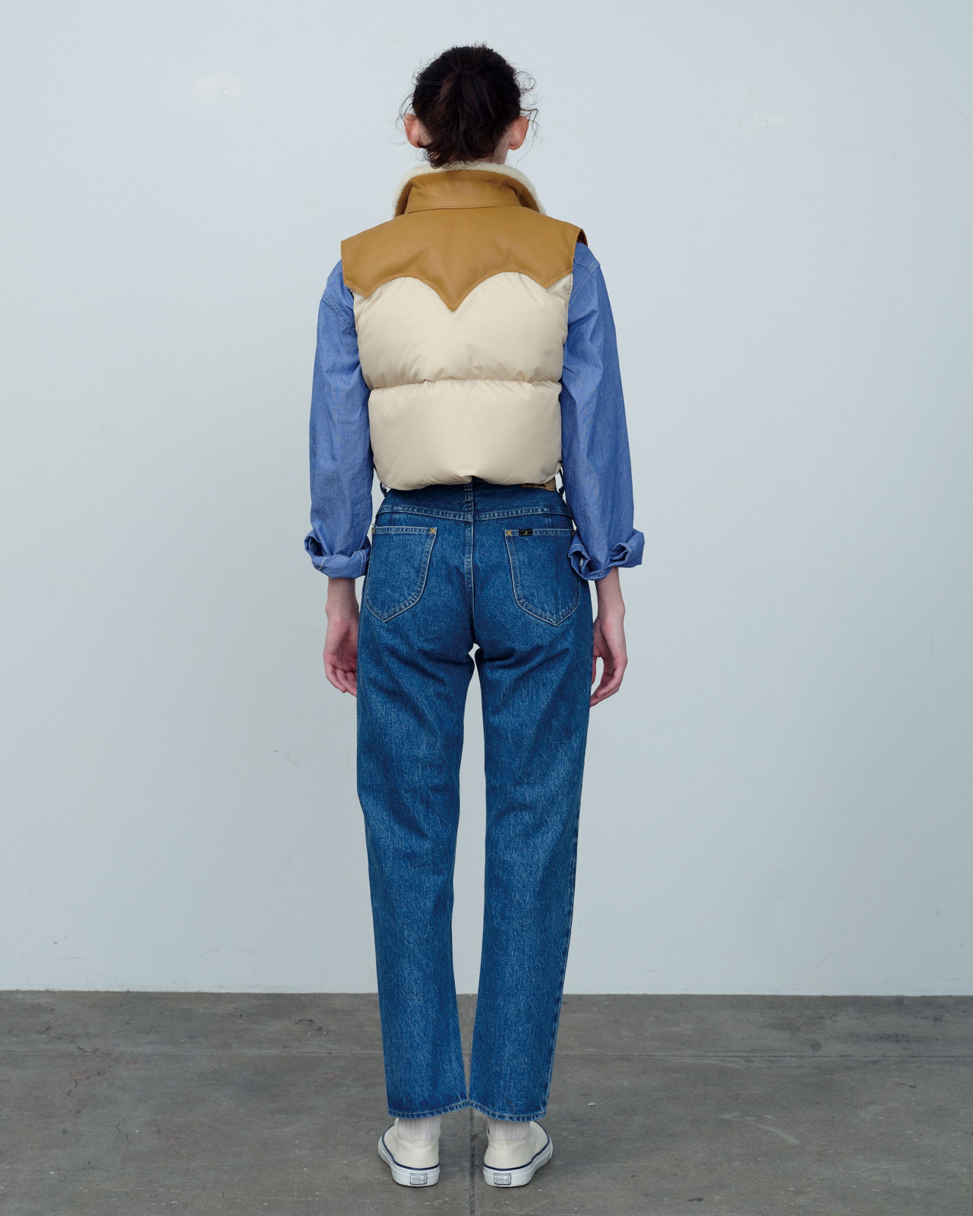 Annelle Vest
