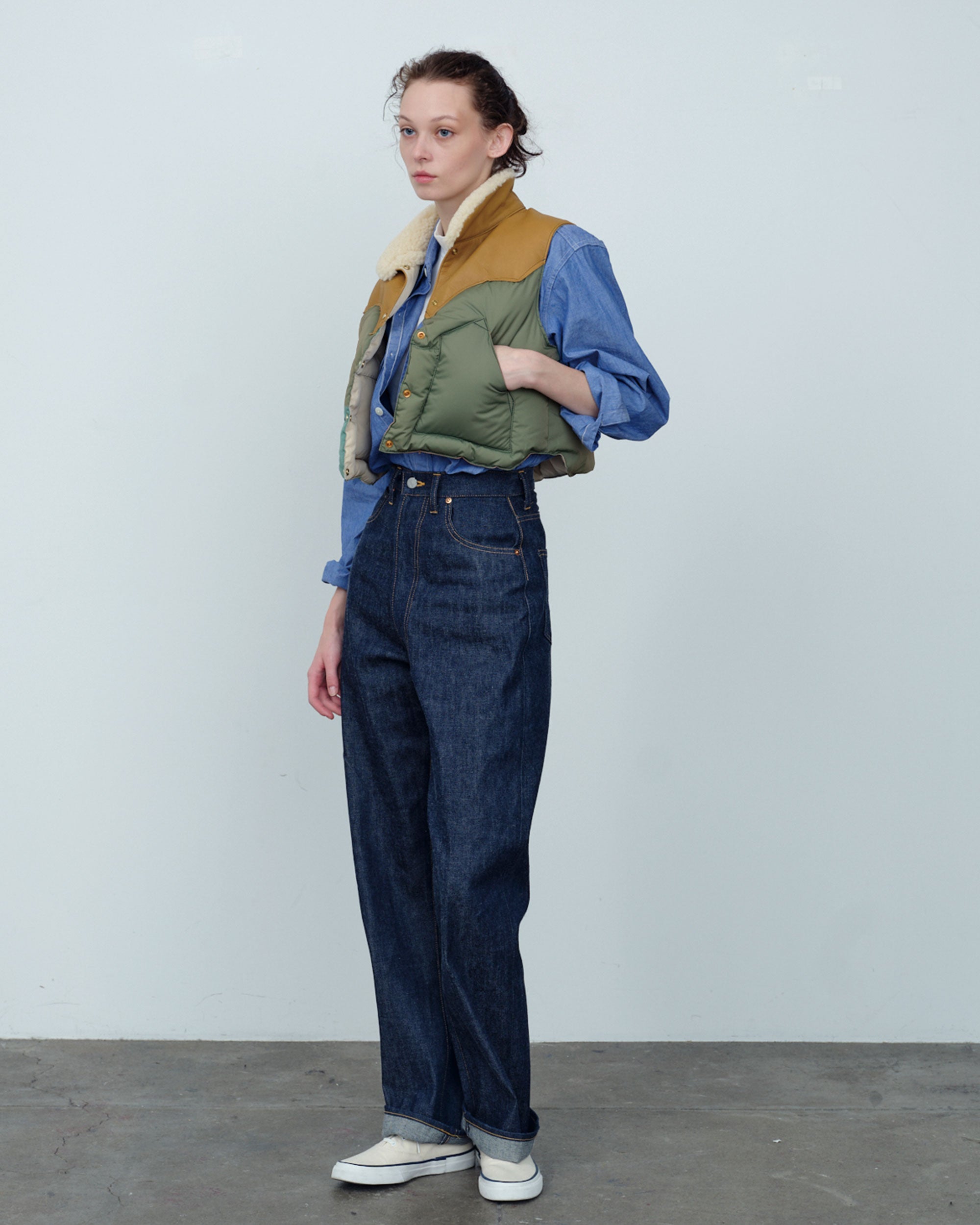 Annelle Vest