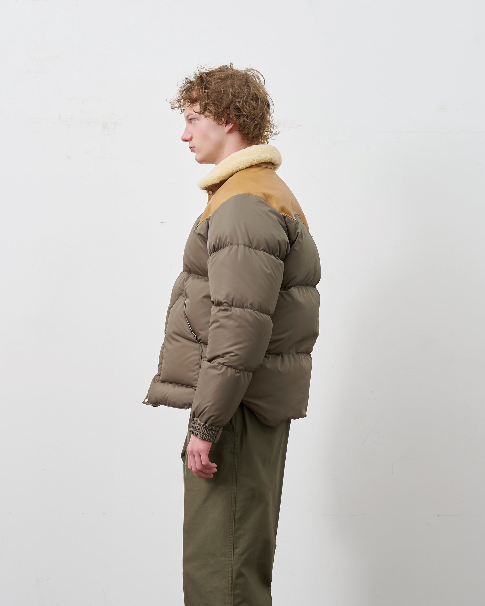 Christy Jacket｜天然ムートン襟 700FP ダウンジャケット｜Rocky