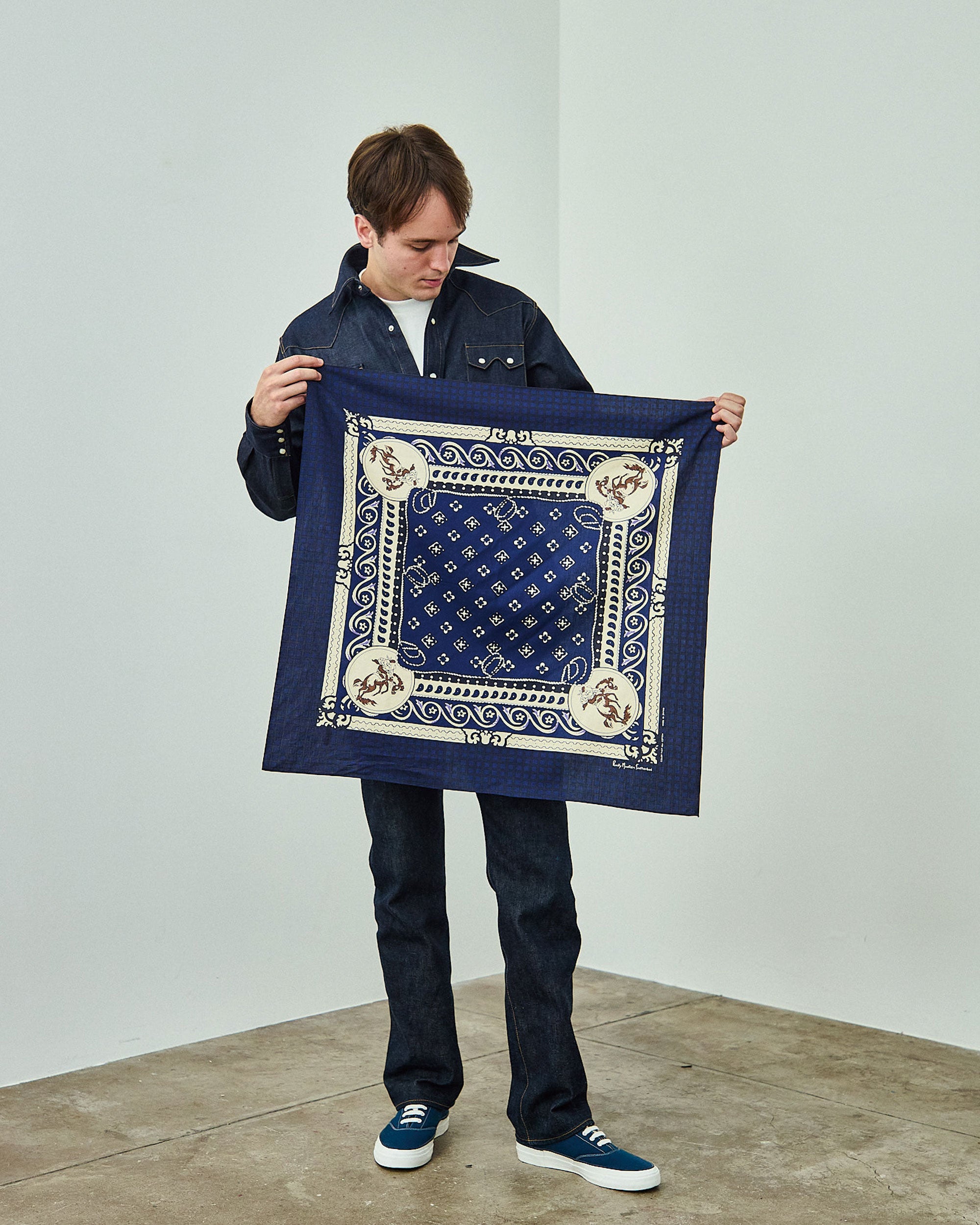 Scarf Jackson Riders